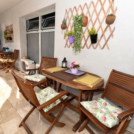 Marilyn Apartment Budva Exteriör bild
