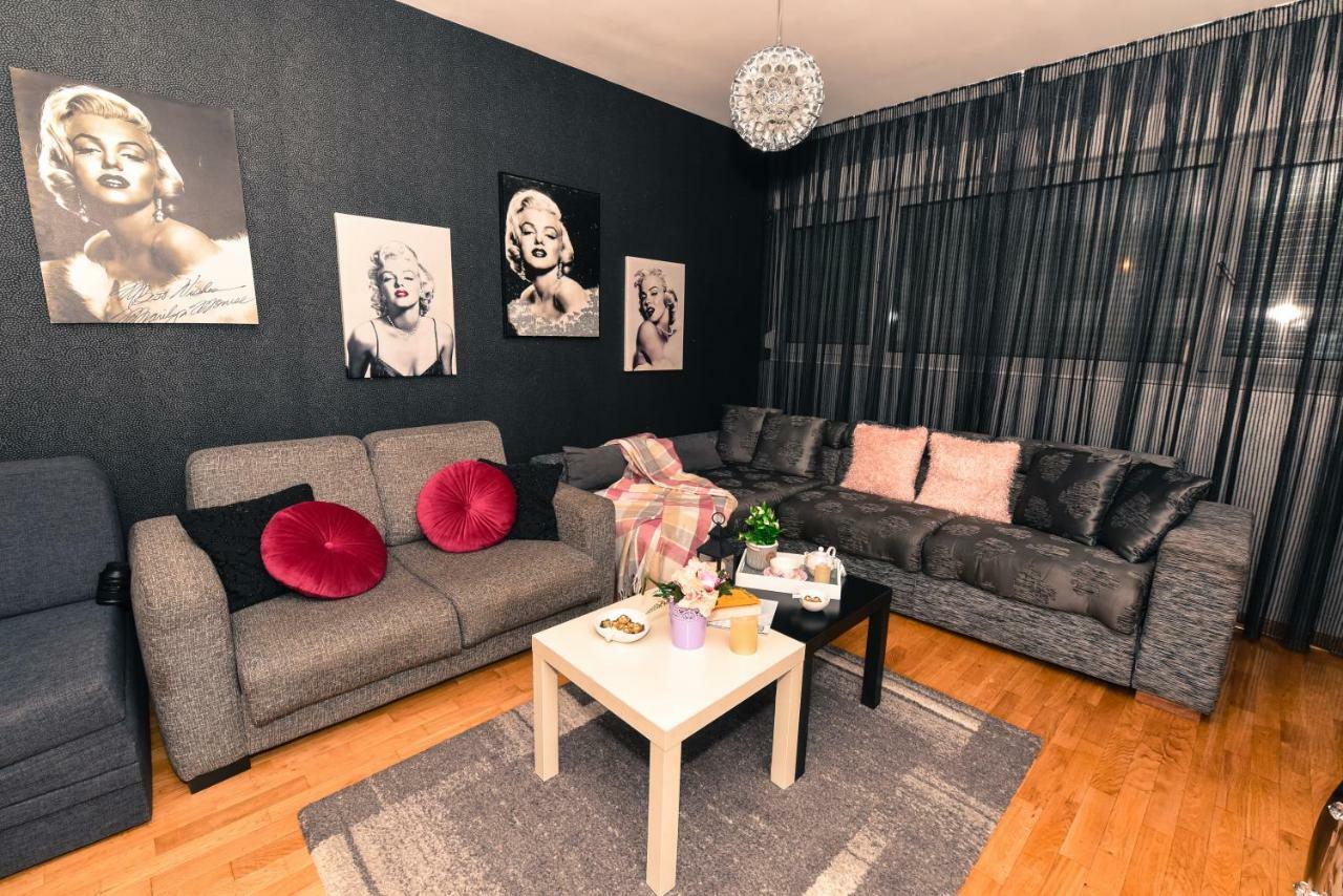 Marilyn Apartment Budva Exteriör bild