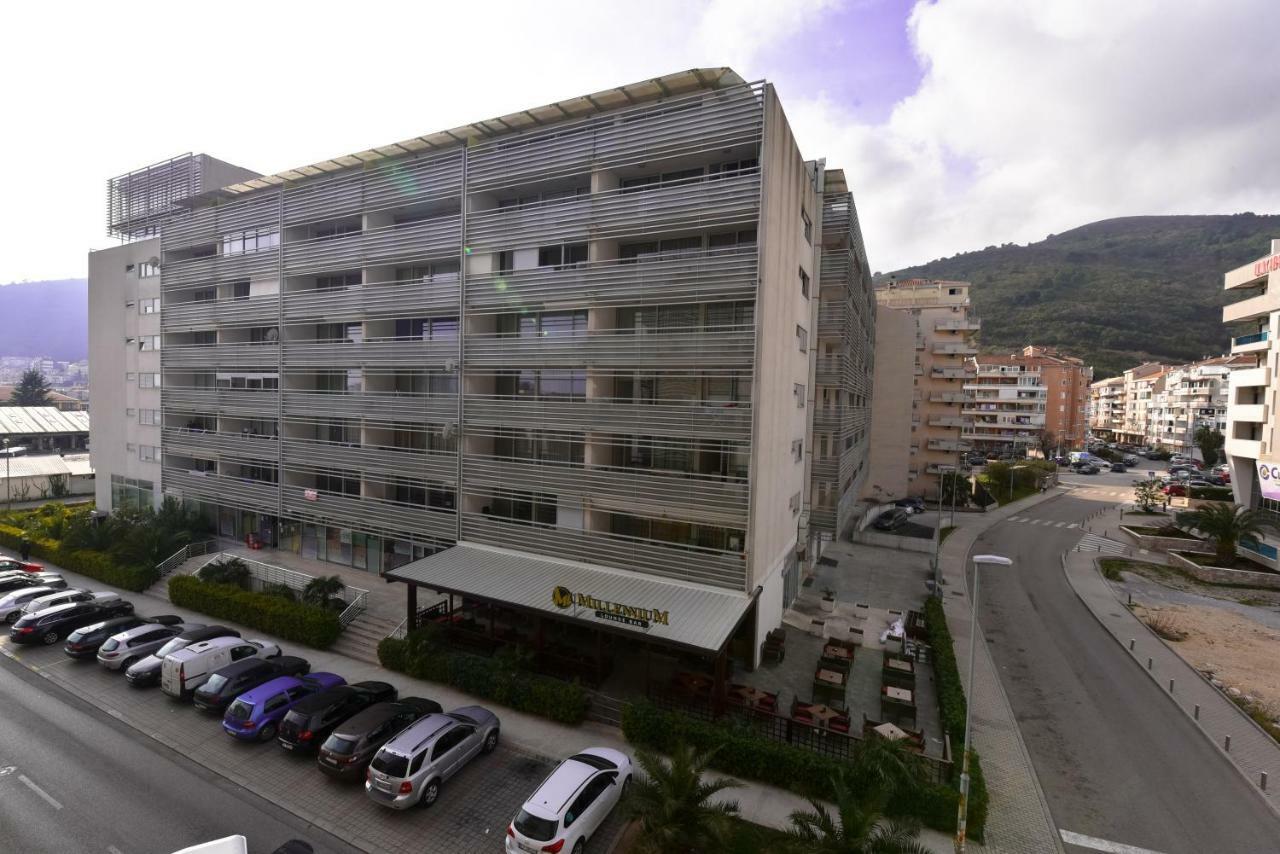 Marilyn Apartment Budva Exteriör bild