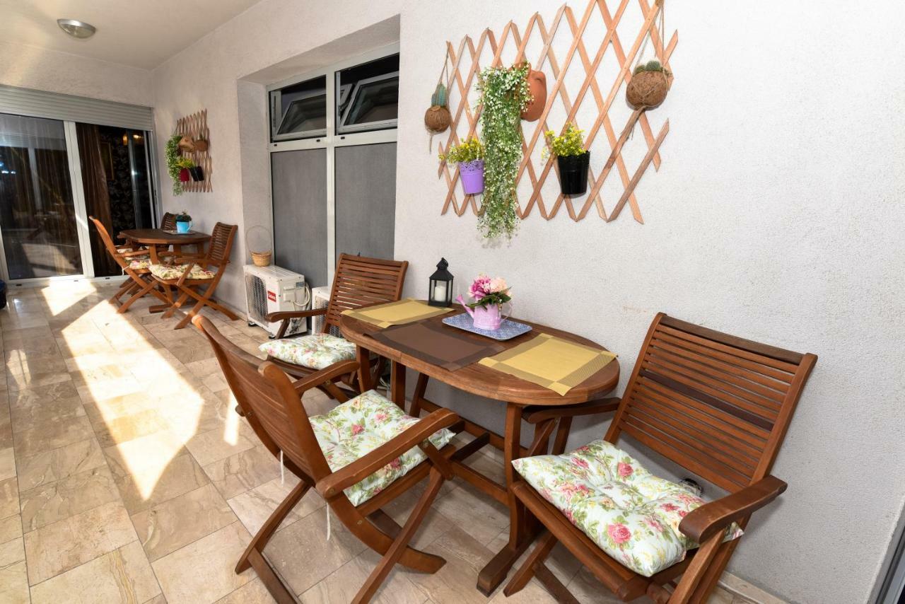 Marilyn Apartment Budva Exteriör bild